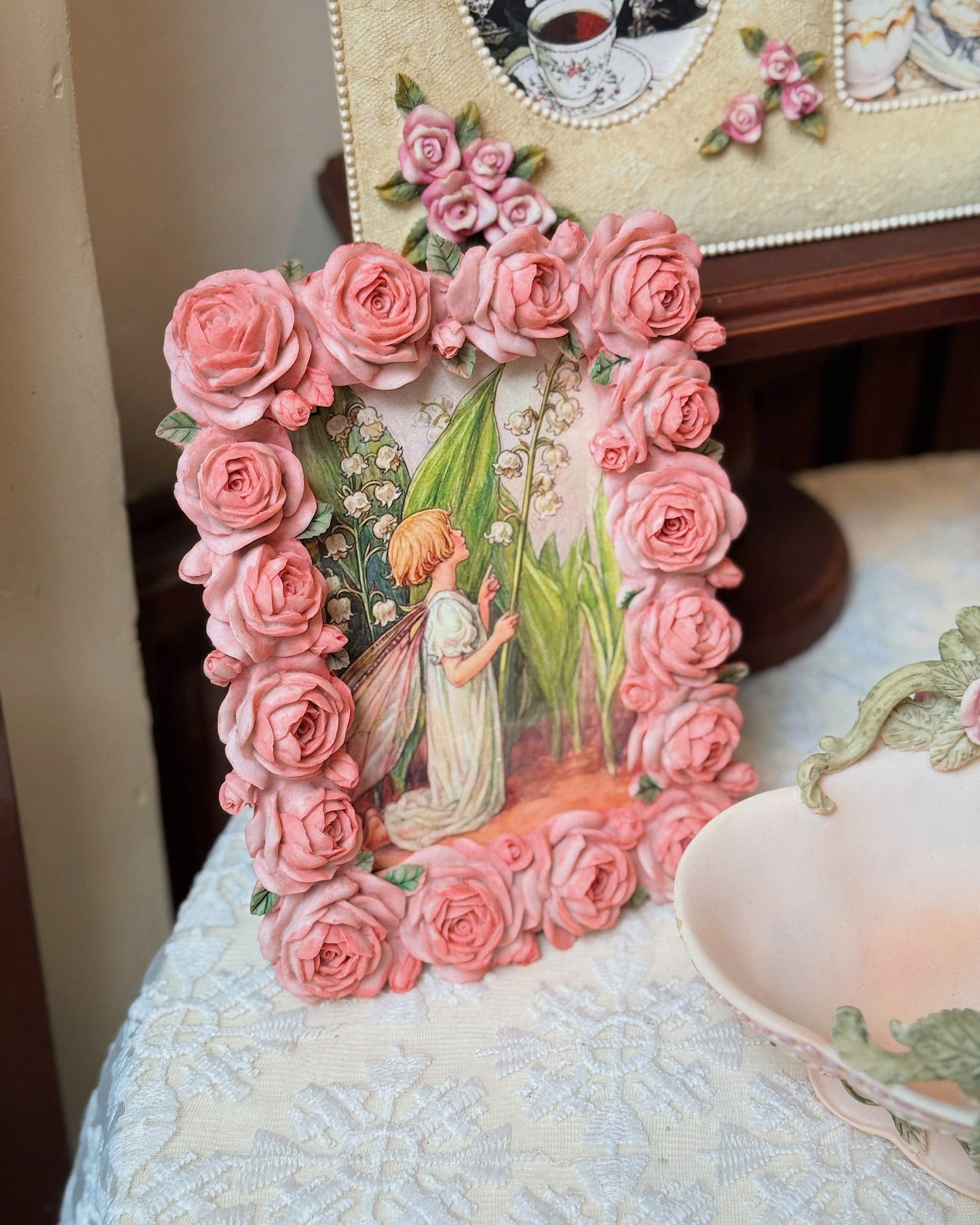 Pinky Rose Frame