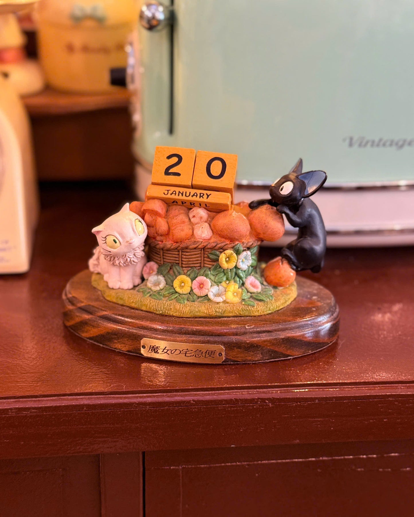 Jiji & Lily Perpetual Calendar