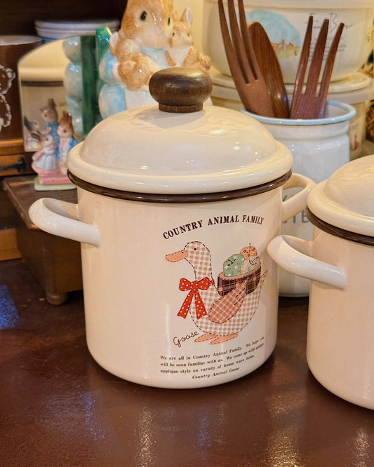Vintage Goose Pot