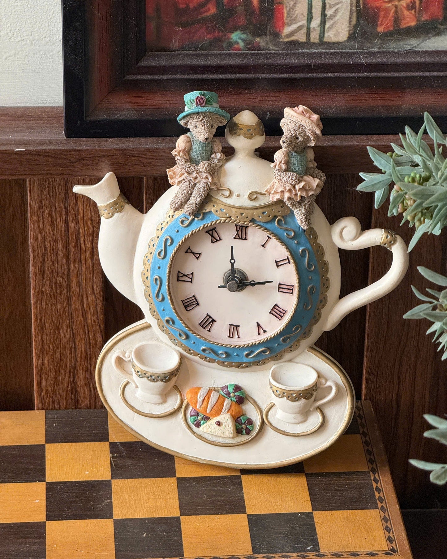 Vintage Teddy Tea Clock