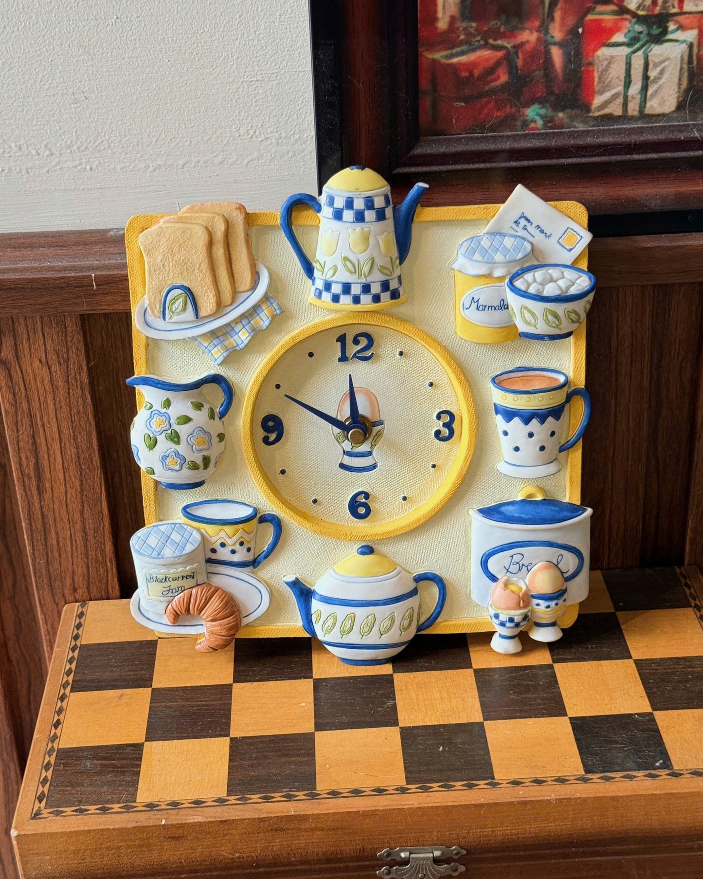 Vintage Breakfast Clock