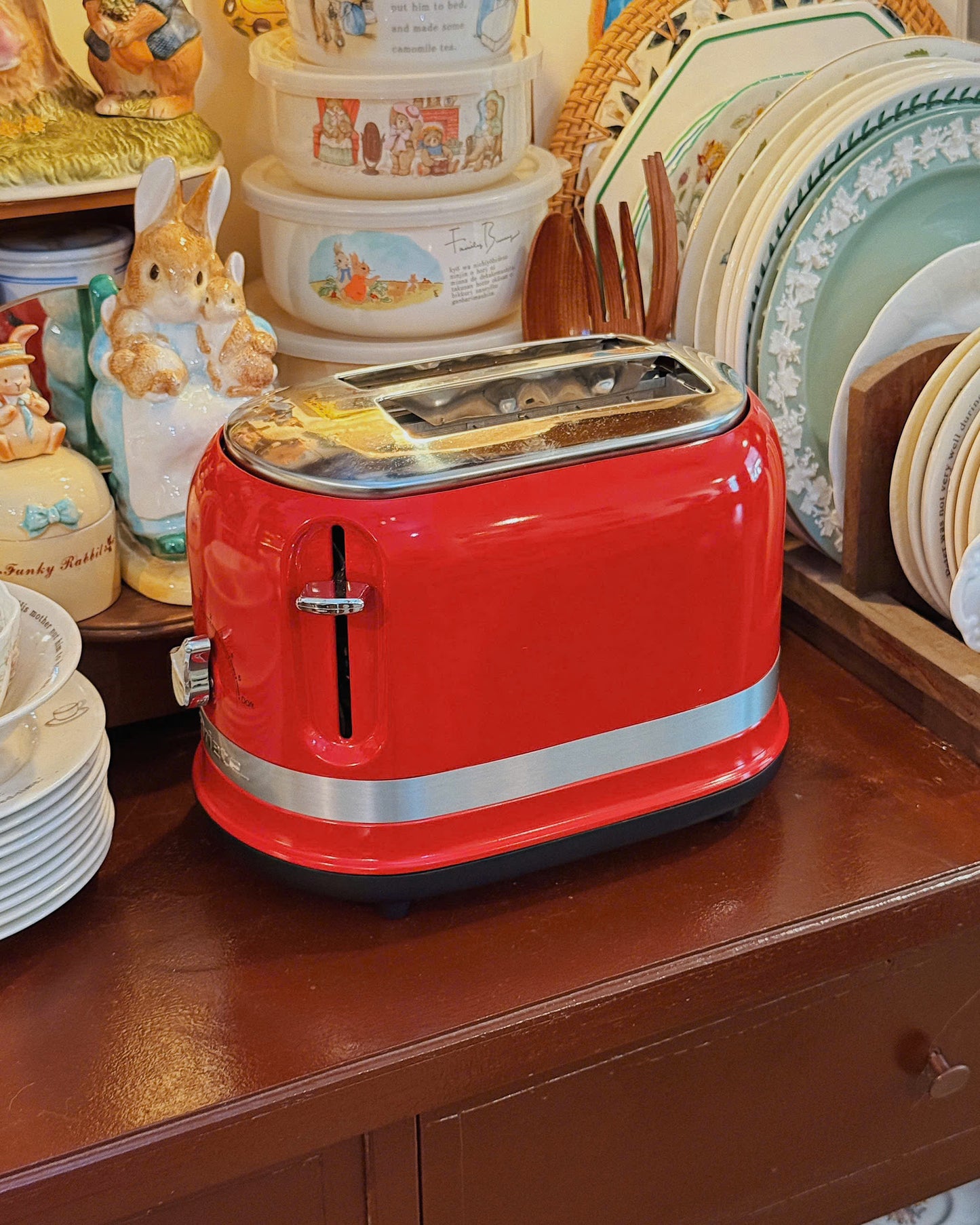 Red Retro Bread Warmer Toaster