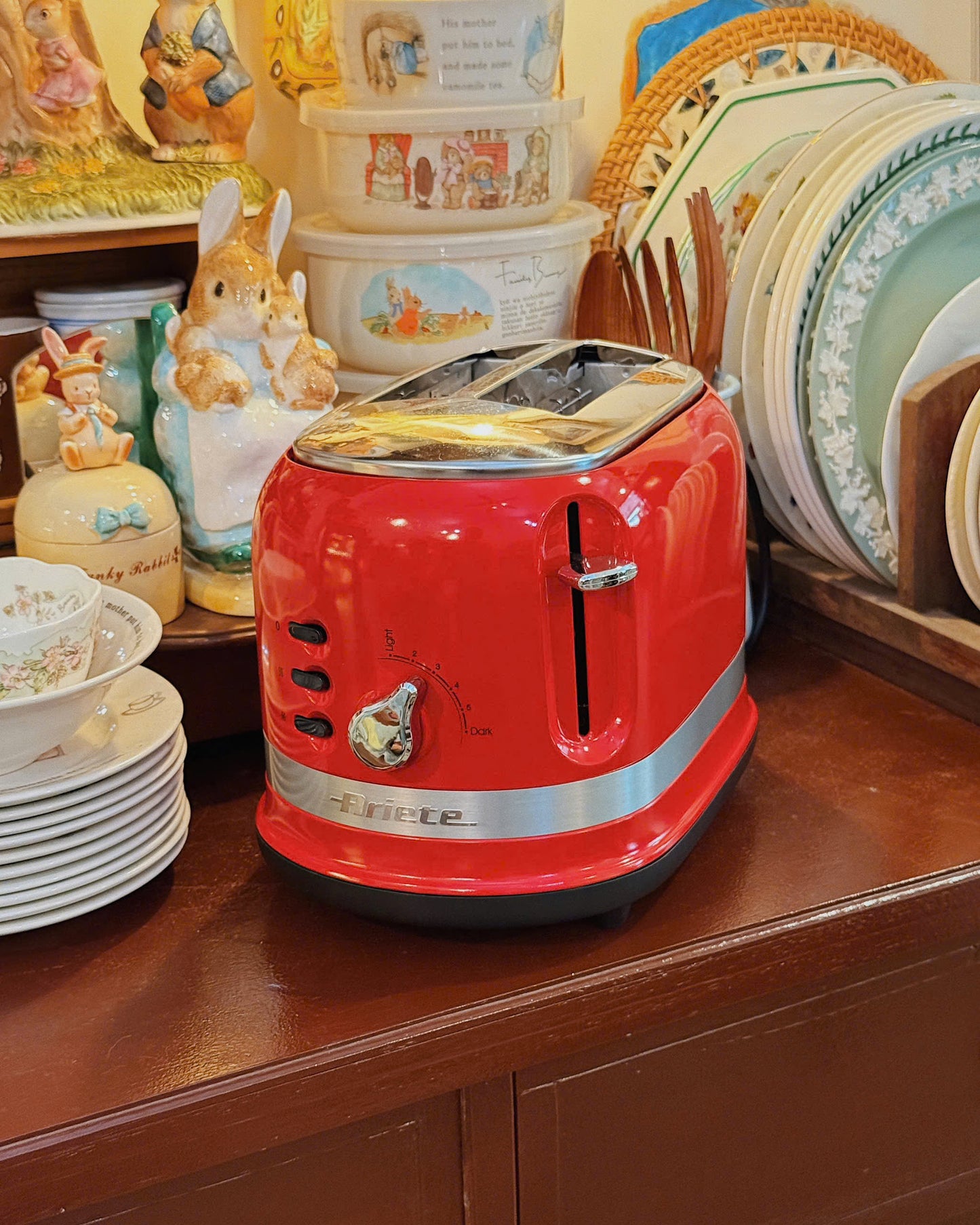 Red Retro Bread Warmer Toaster