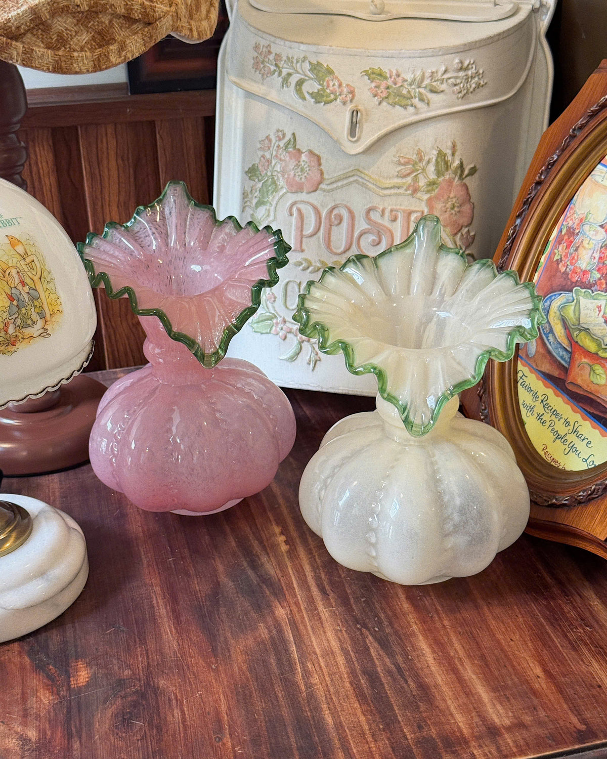 Vintage Ribbon Bloom Vase