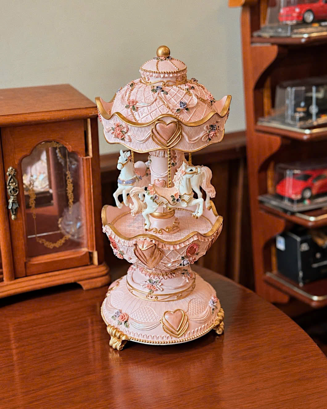 Rose Carousel