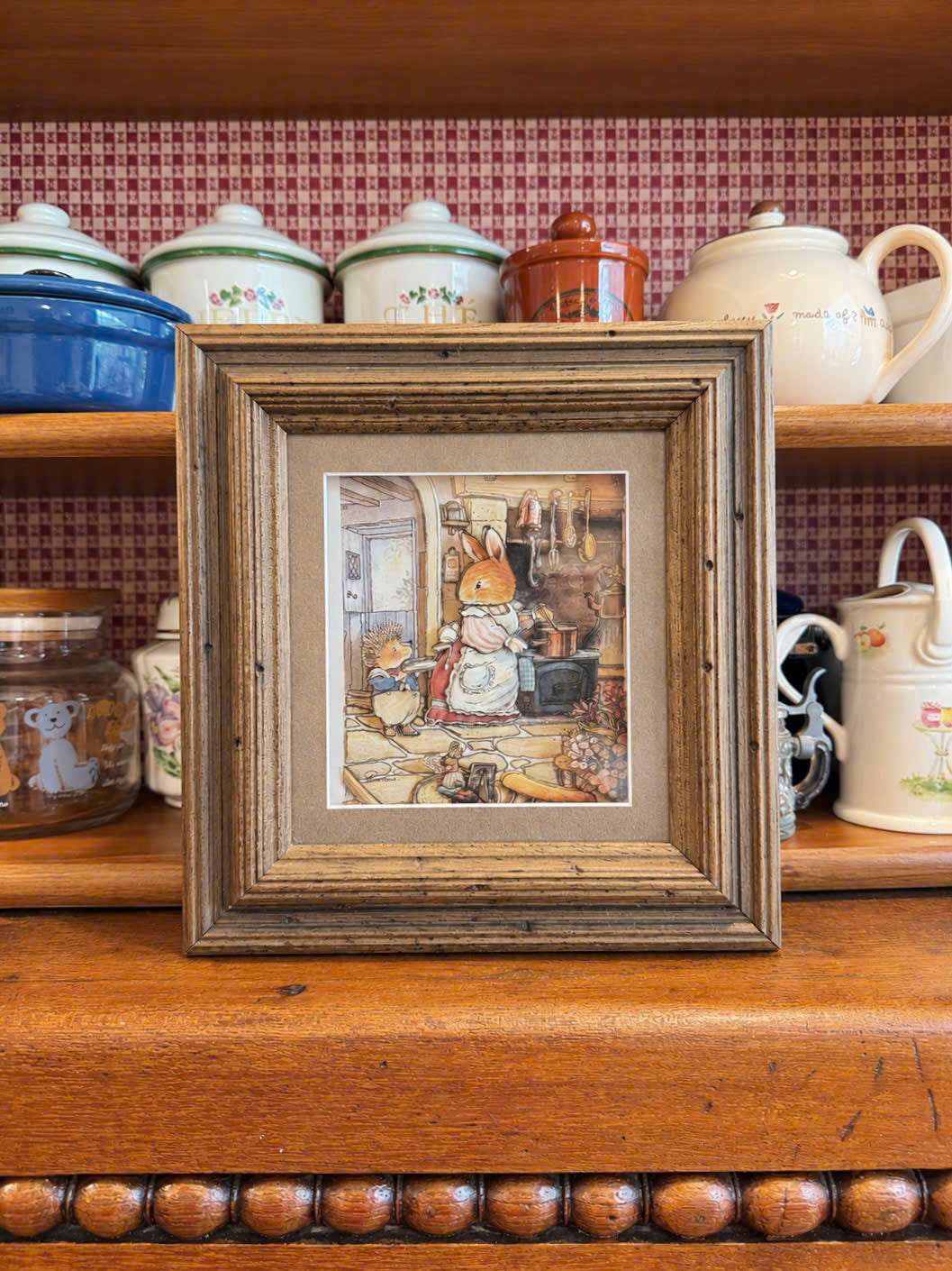 Retro Cottage Framed Story