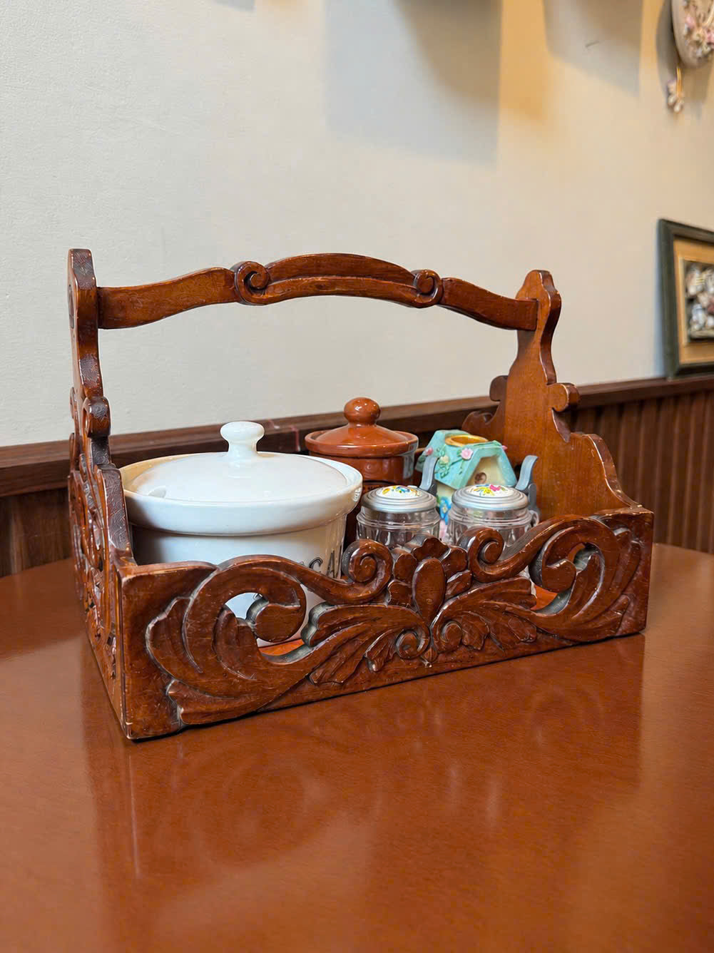 Retro Tabletop Condiment Basket