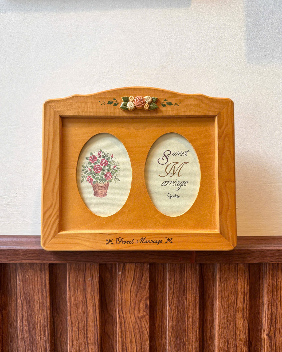 Wooden Photo Frame With Floral Patterns