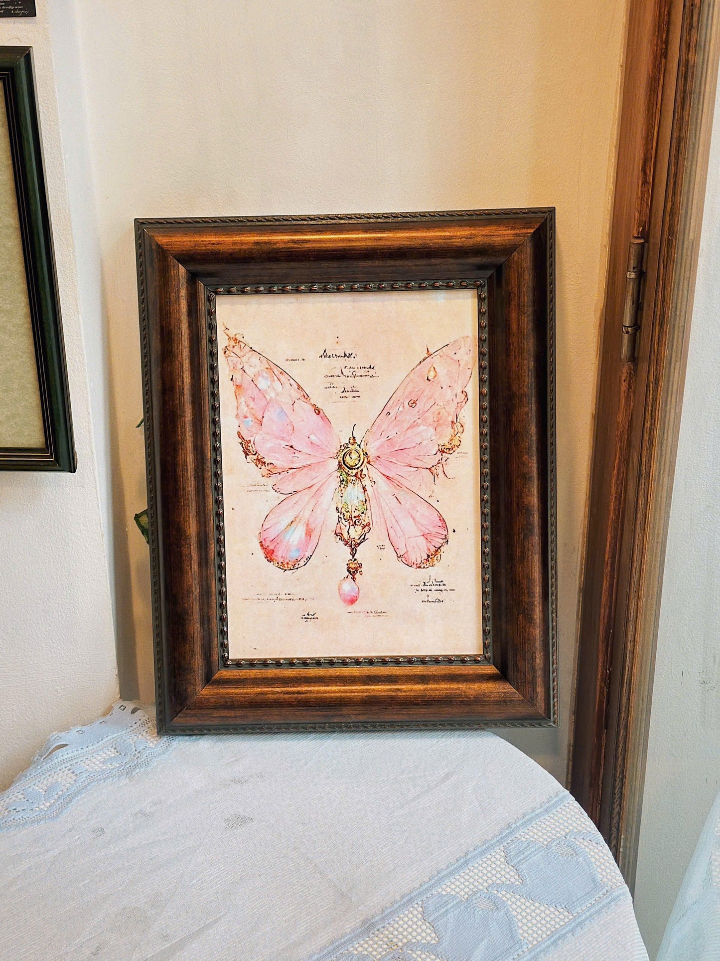 Khung tranh treo tường gỗ nâu Vintage.