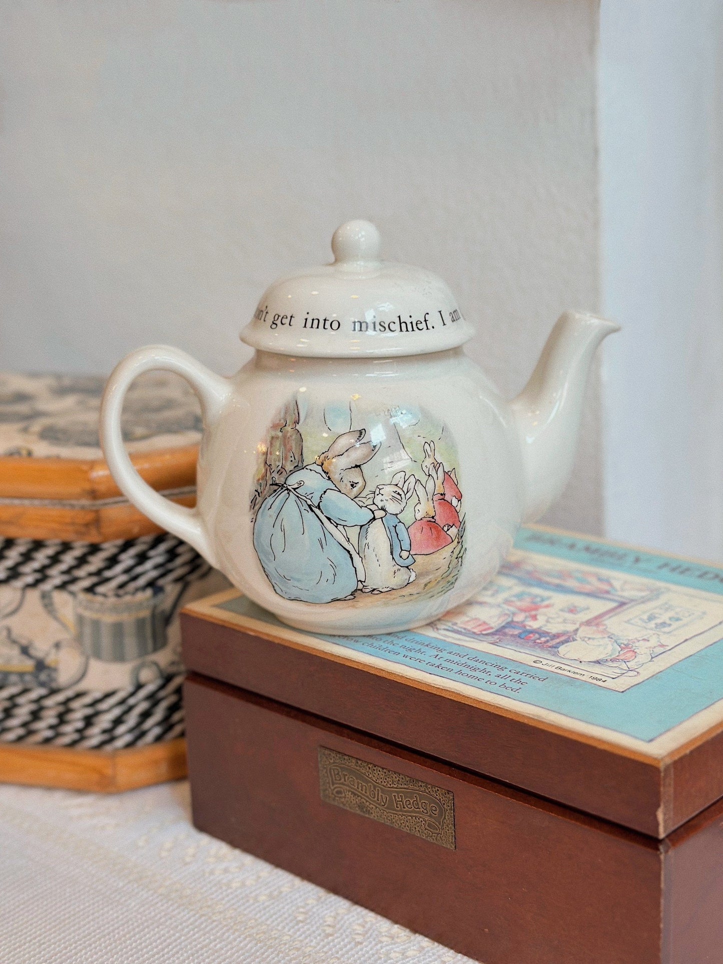 Ấm trà Peter Rabbit dễ thương - WEDGWOOD 🐰 ✨