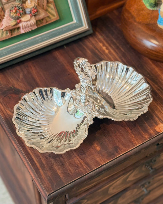 Double Divided Clam Shell Serving with Handle Silverplate