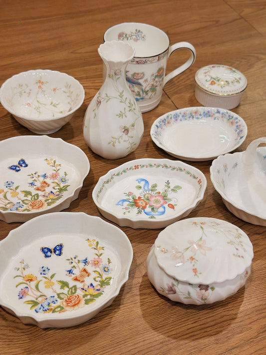 Set đồ sứ họa tiết hoa xinh xắn - WEDGWOOD & AYNSLEY