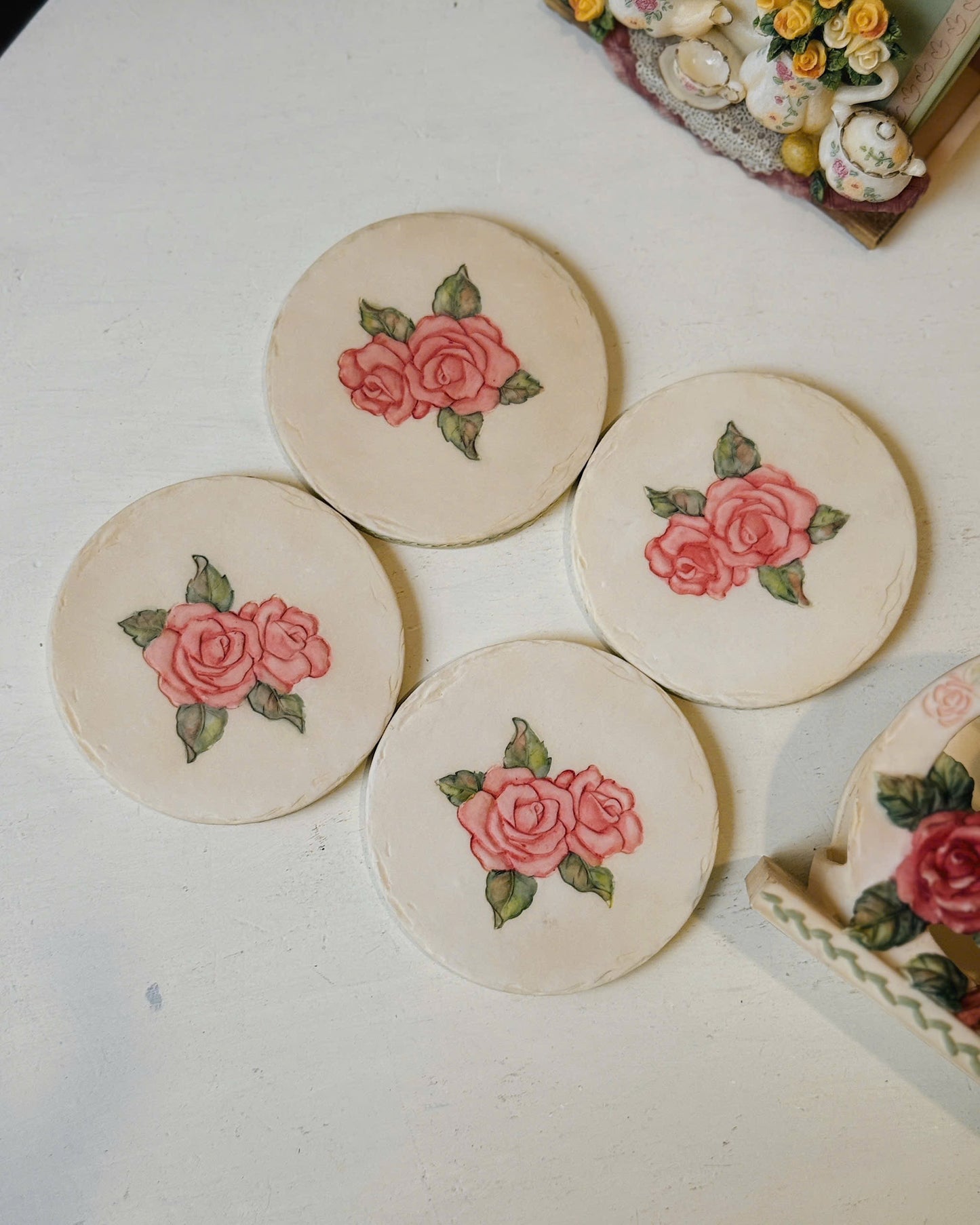 Rose Pattern Coaster Set