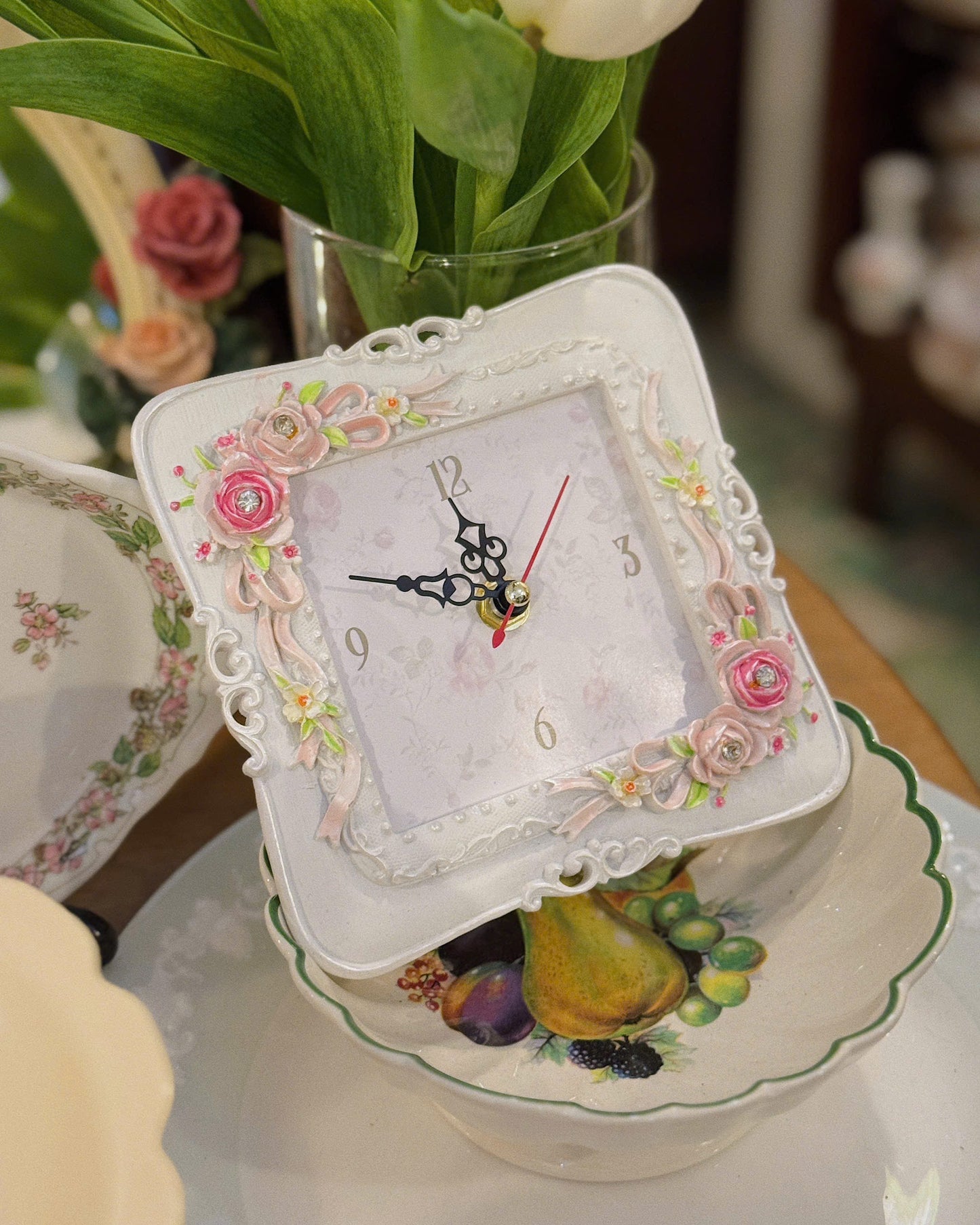 Vintage Square Rose Clock