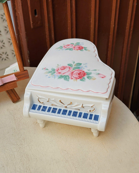 Roses Piano Lamp