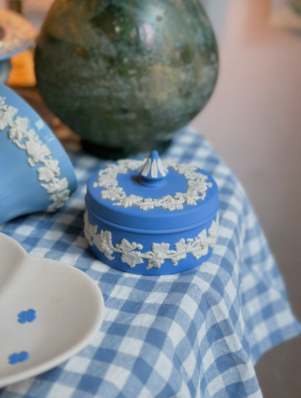 Hộp trang sức Jasperware - WEDGWOOD