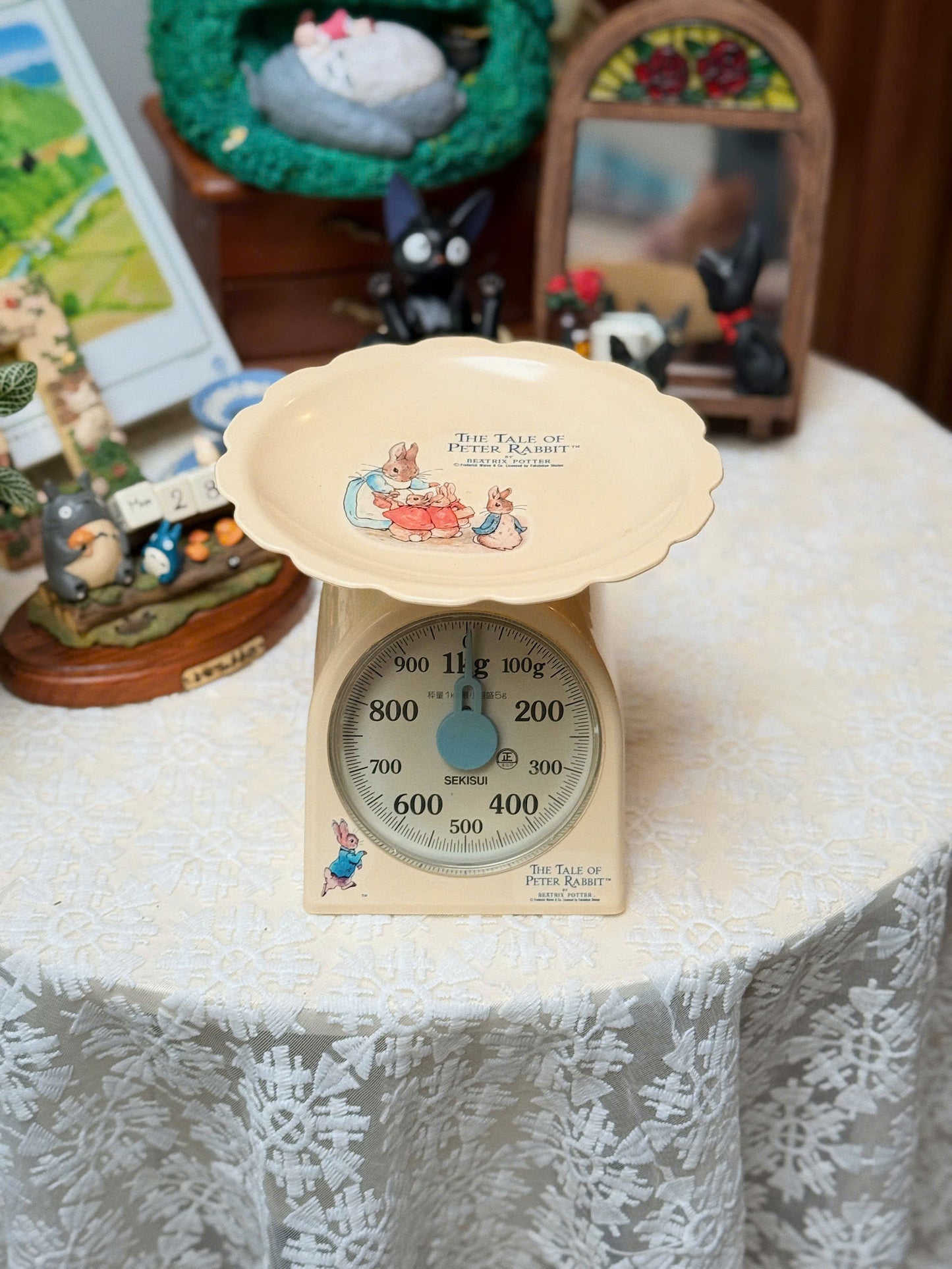 Vintage Peter Rabbit Scale - Sekisui Japan