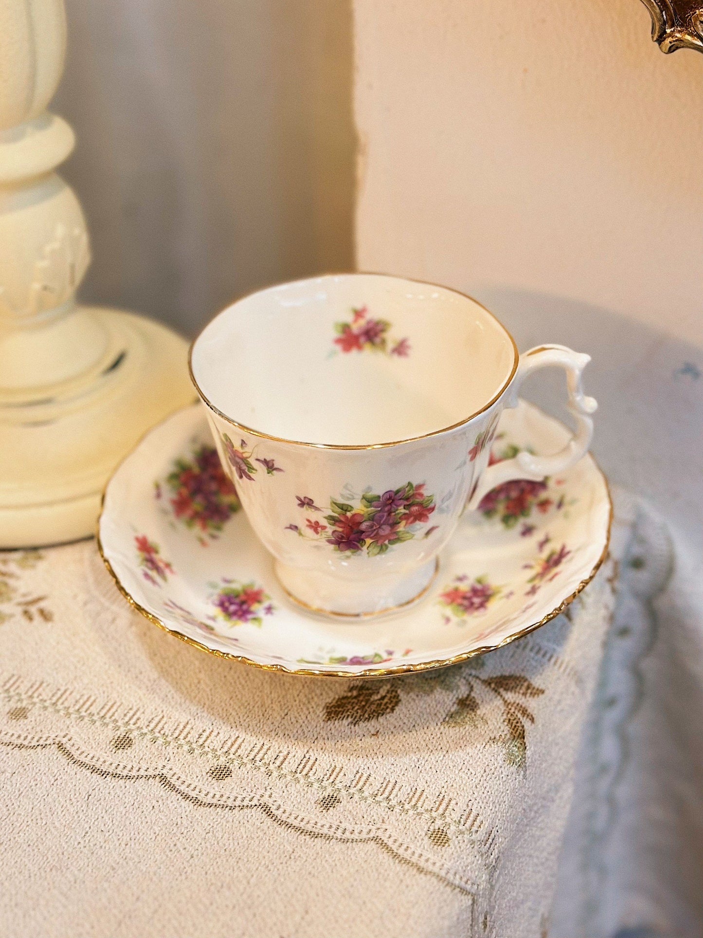 Bộ tách trà gốm sứ họa tiết hoa cổ điển xinh xắn ✨