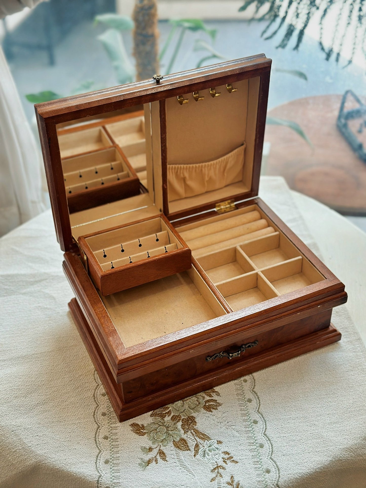 Classic Wooden Jewelry Box