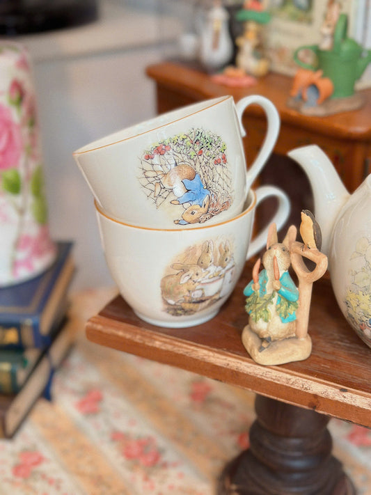 Cốc sứ thỏ Peter Rabbit - Yamaka