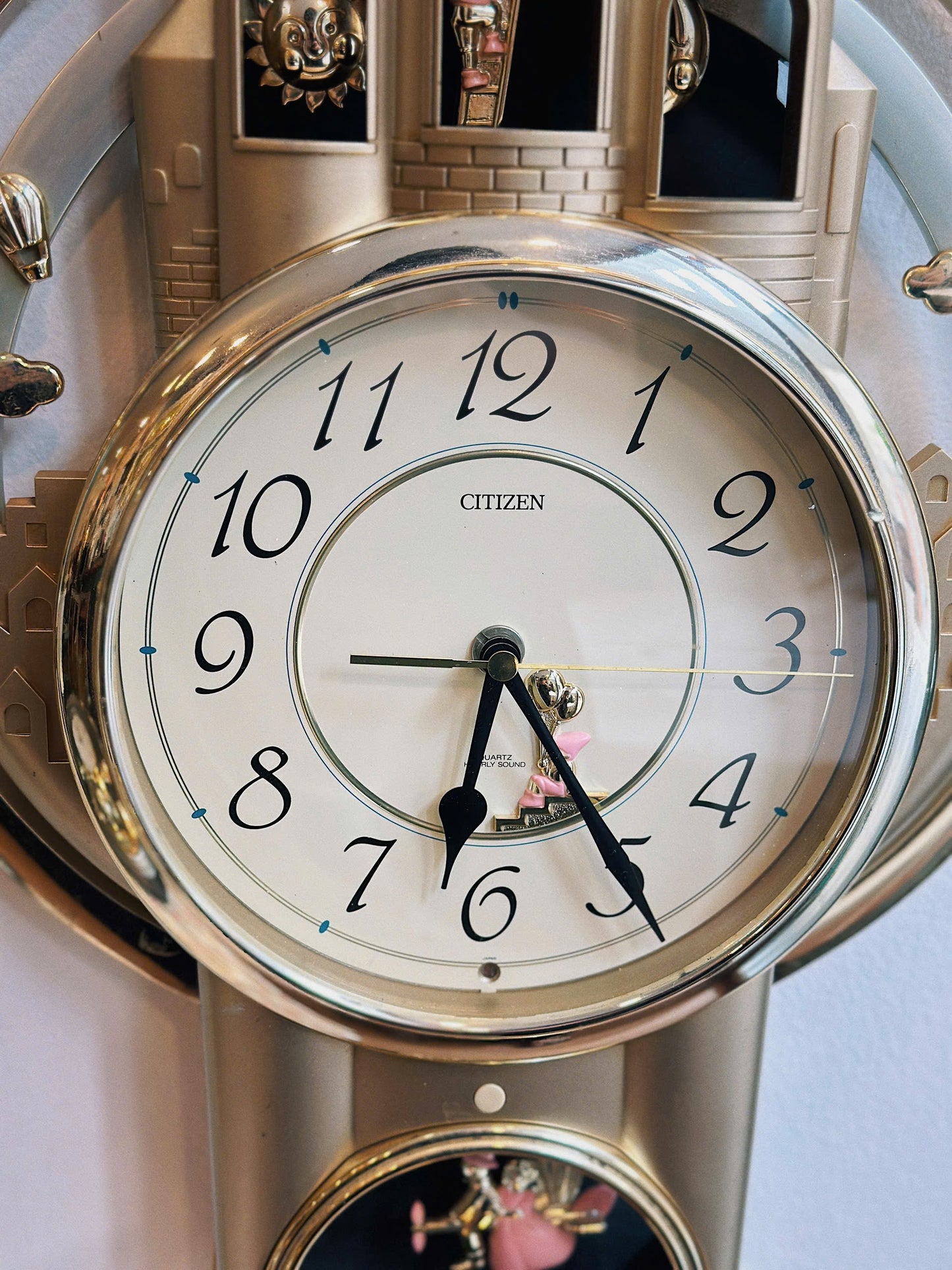 Citizen Quartz Hourly Sound Wall Clock 4M J774