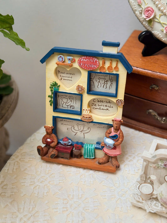 Family Bear Vintage Frame