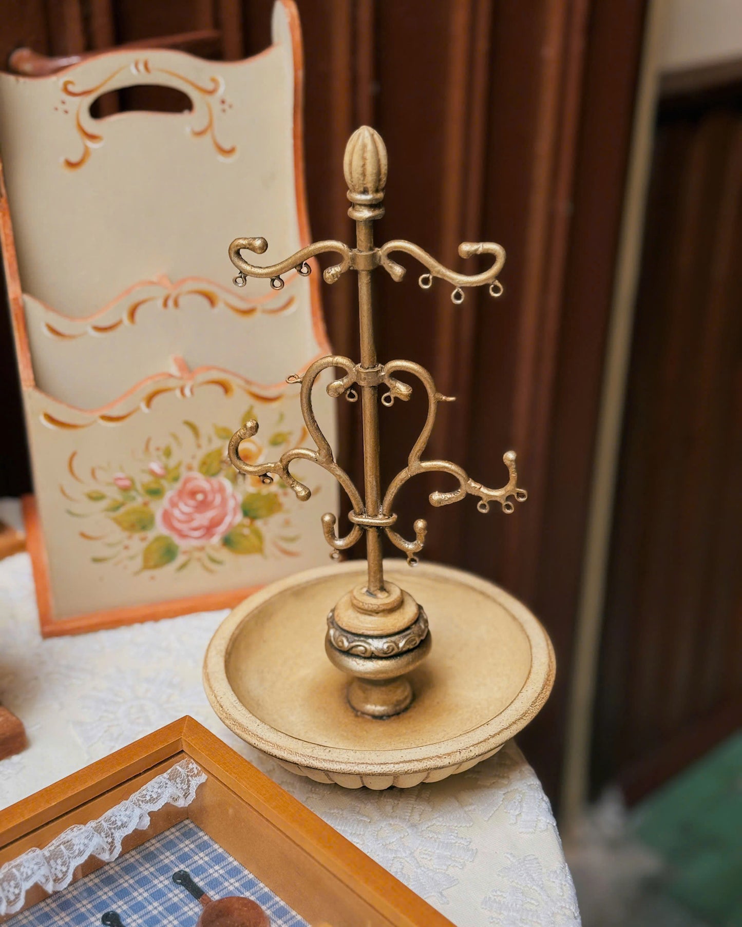 Vintage Jewelry Holder