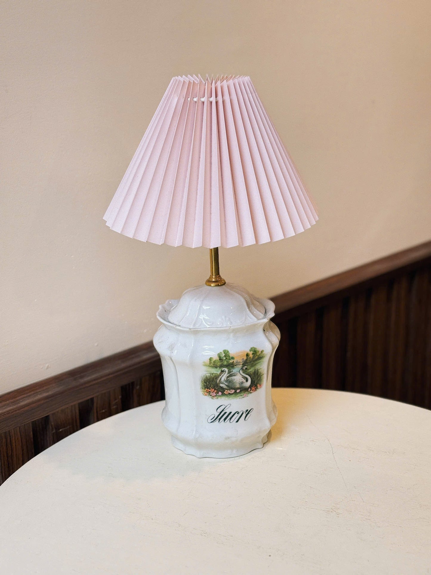 Reworked Porcelain Pot Lamp