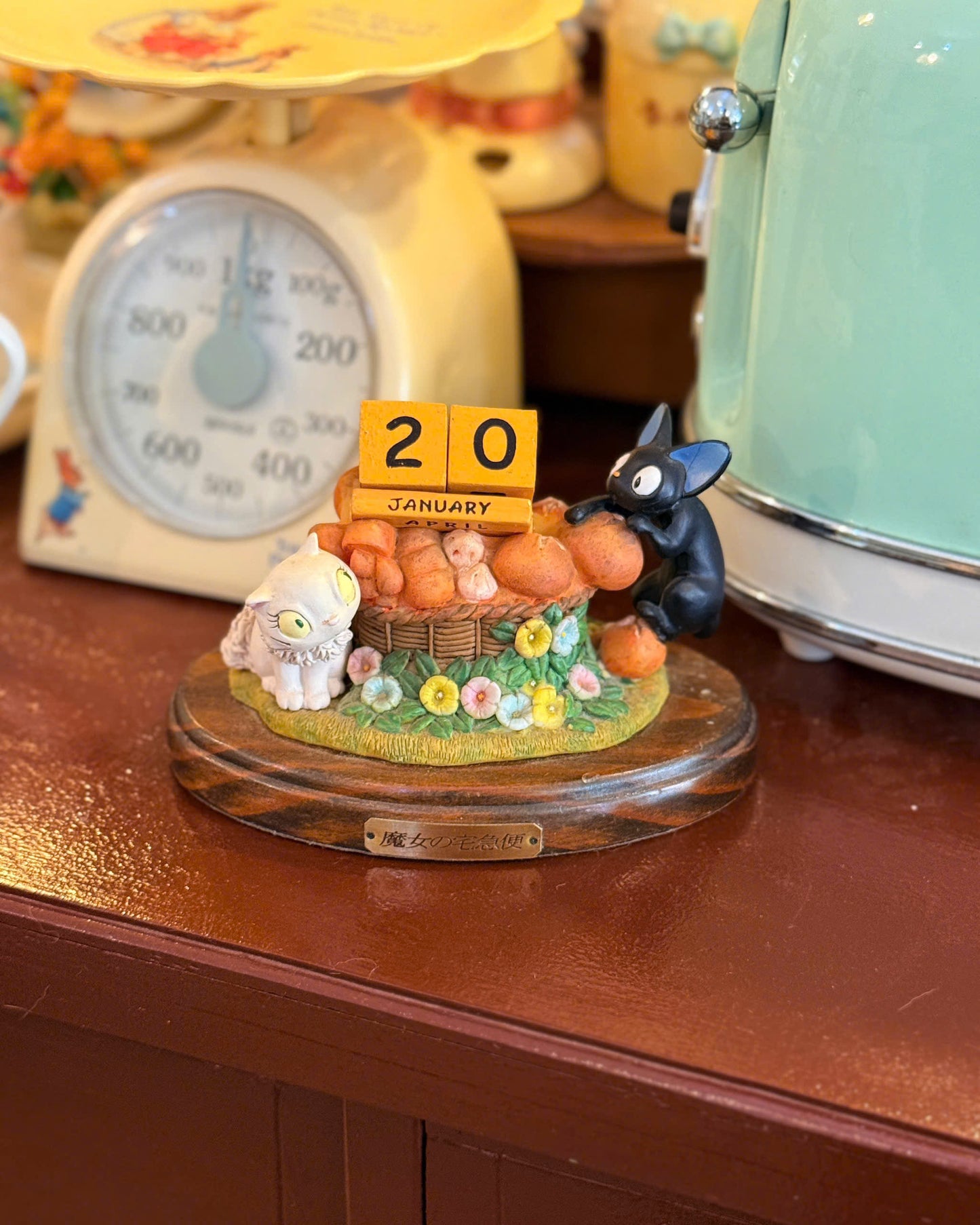 Jiji & Lily Perpetual Calendar