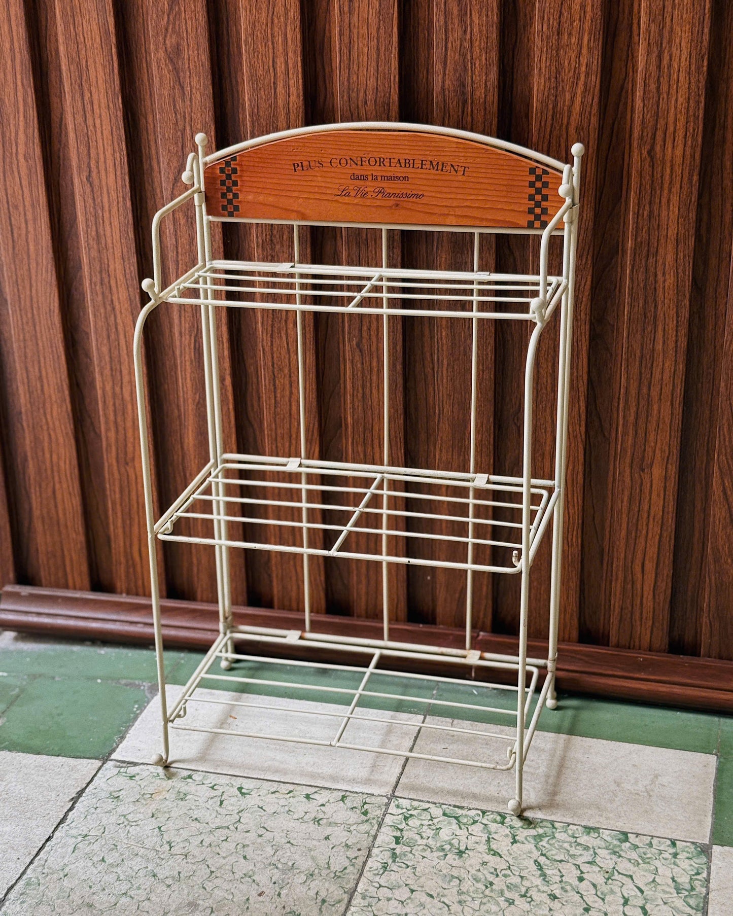 Vintage Foldable White Shelf