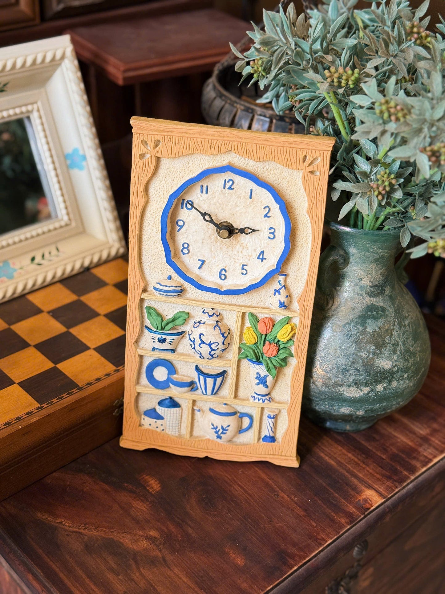 Cottage Tea Shelf Clock