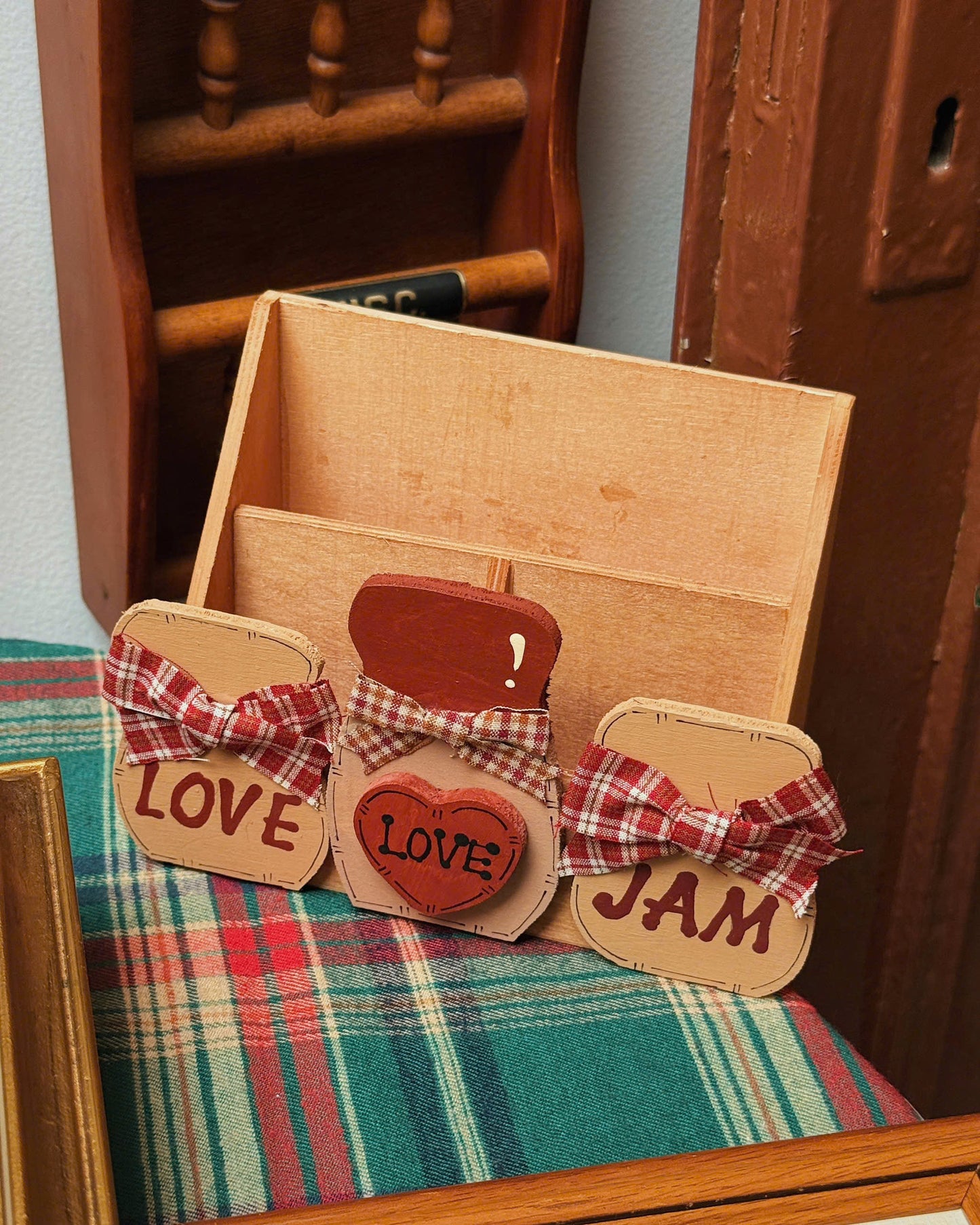 Vintage Love Jam Mail Holder