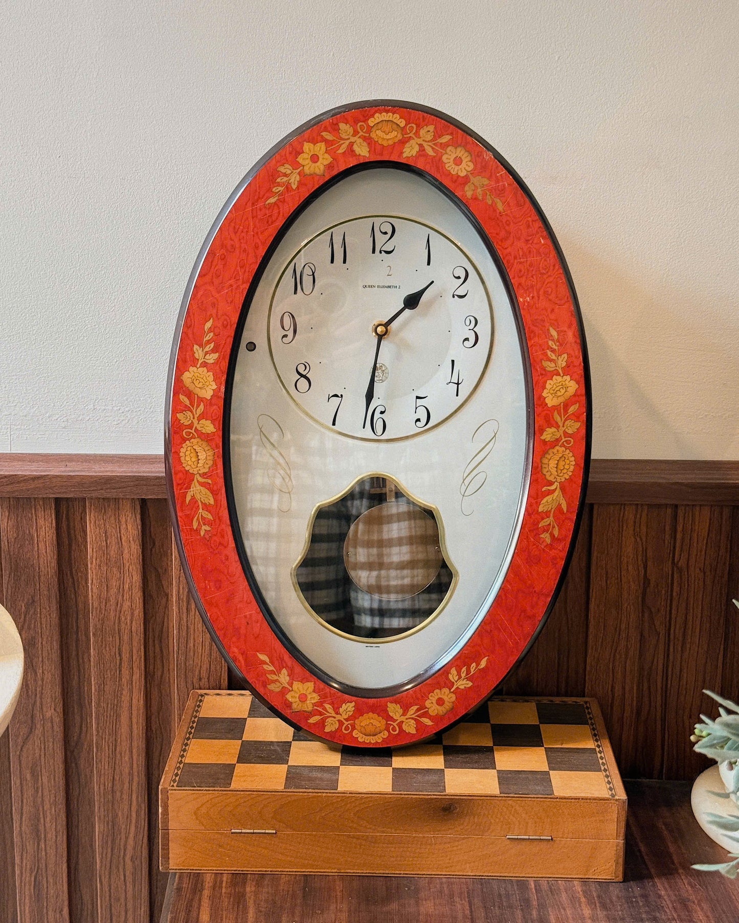 Vintage Floral Wall Clock