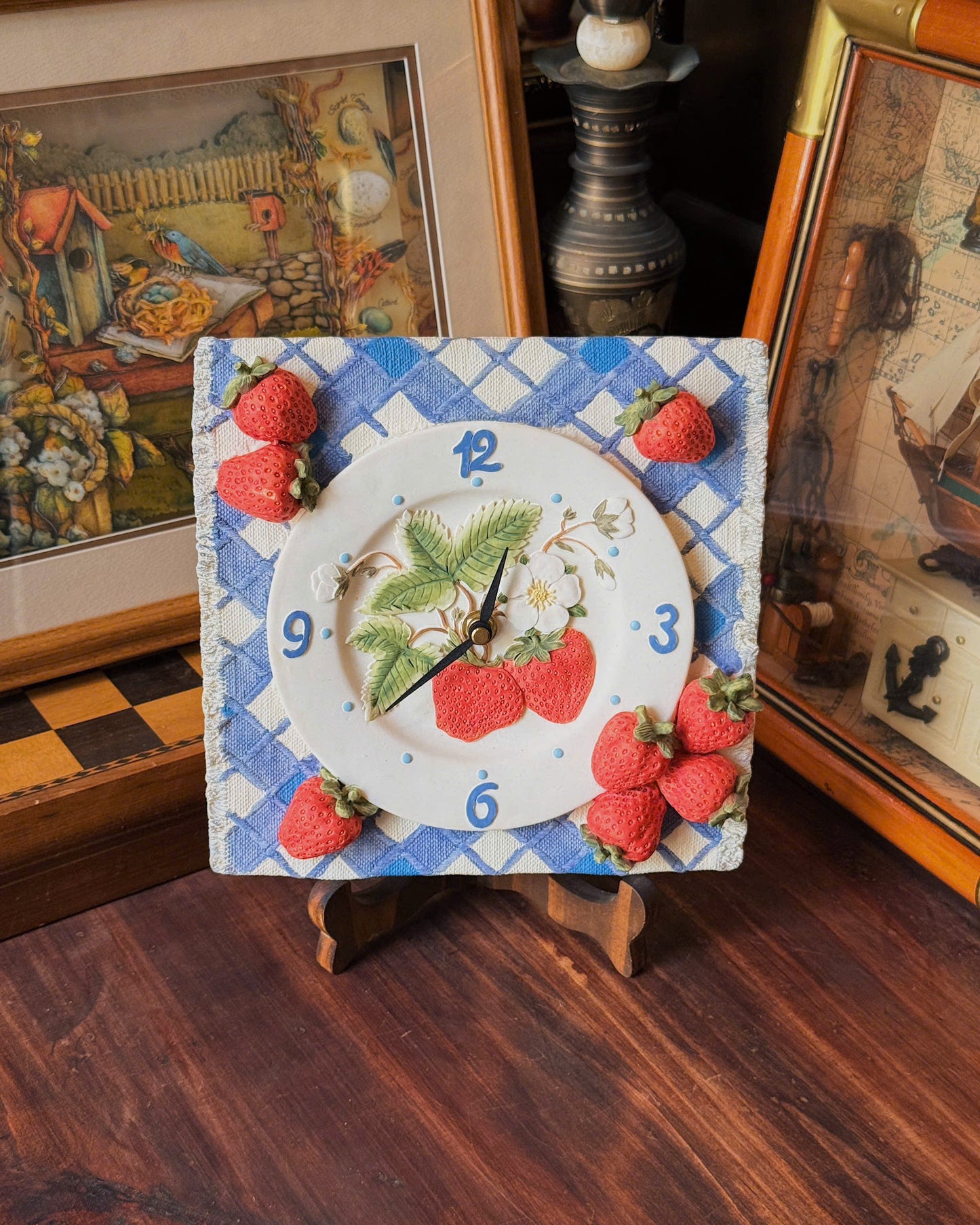 Vintage Strawberry Cottage Clock