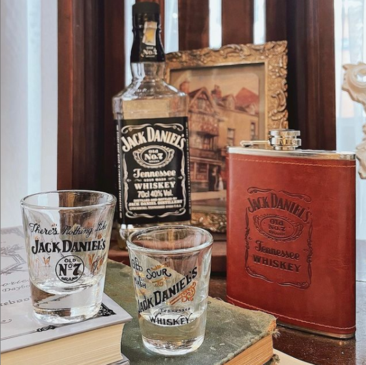 Bộ bình và ly thuỷ tinh Jack Daniel's